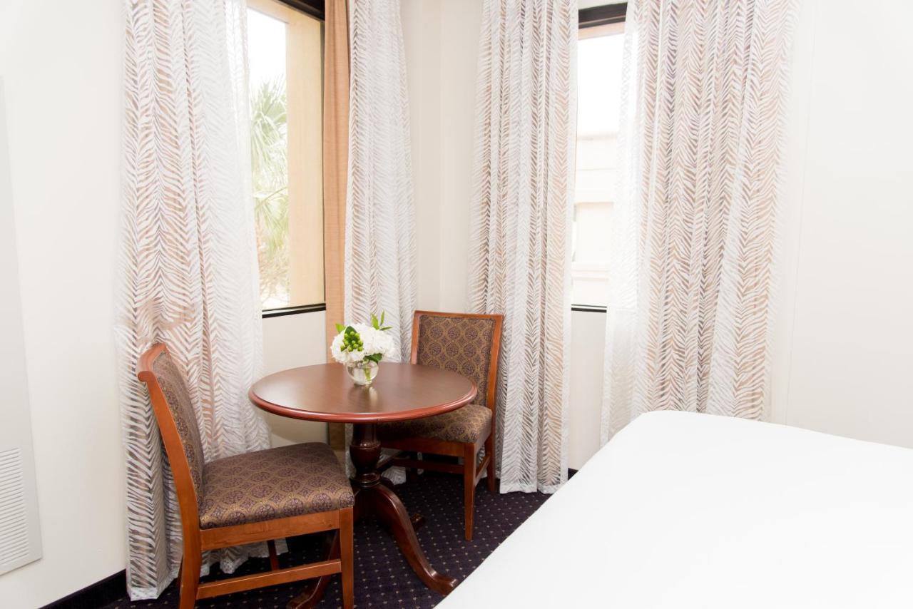 The Cook Hotel And Conference Center At Lsu Baton Rouge Exteriör bild